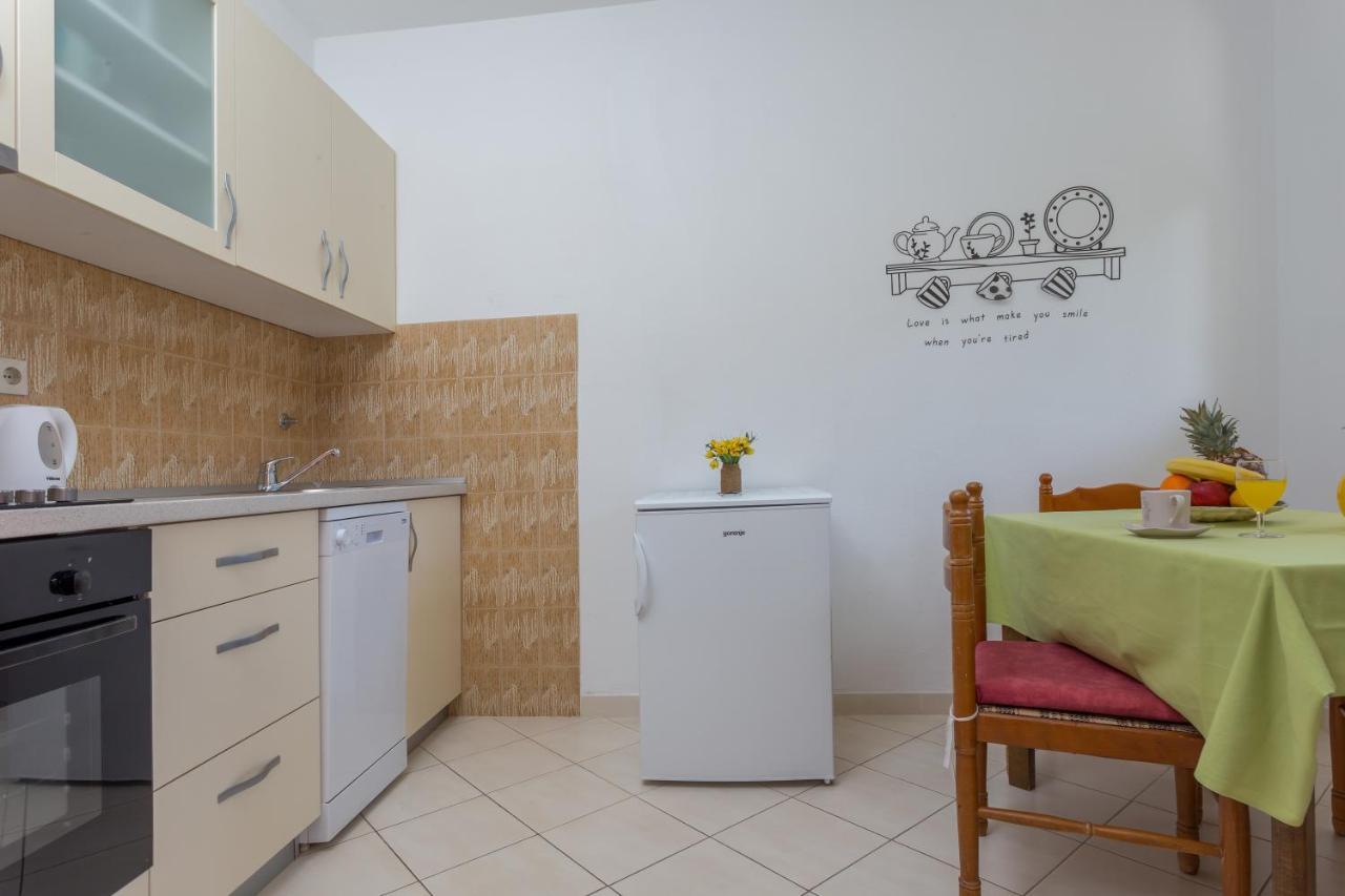 Apartments Marija Bibic هفار المظهر الخارجي الصورة